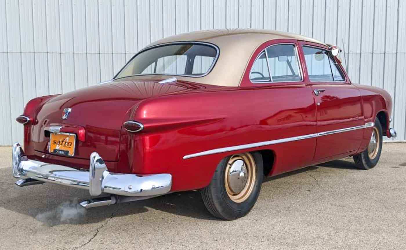 Ford custom tudor 1950